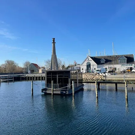 Hyggeligt Ophold I Hjertet Af Gamle Havn Bogense
