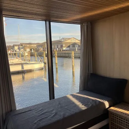 Hyggeligt Ophold I Hjertet Af Gamle Havn Botel